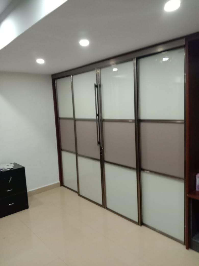 lacquer-glass-wardrobe-biggest-brand-gurgaon-glass-wardrobe-largest-dealers-manufacturers-in-gurgaon-gurugram-india